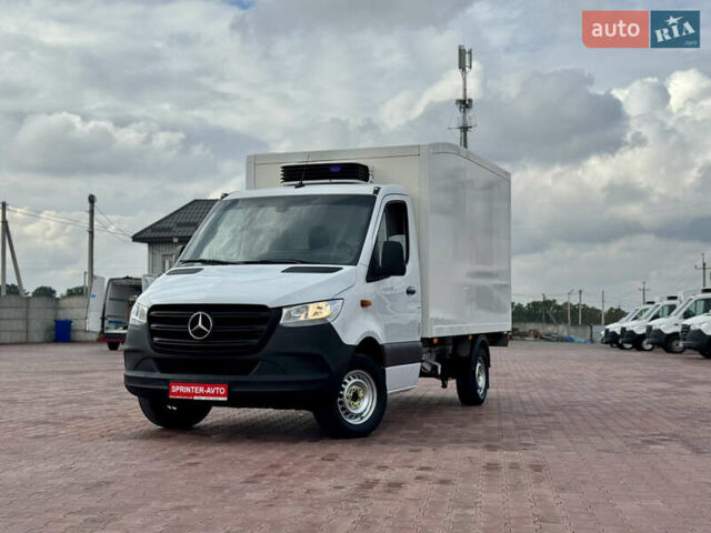 Белый Мерседес Sprinter, объемом двигателя 2 л и пробегом 259 тыс. км за 24250 $, фото 3 на Automoto.ua