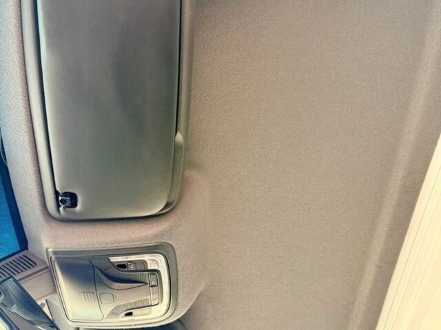 Белый Мерседес Sprinter, объемом двигателя 2 л и пробегом 224 тыс. км за 27300 $, фото 12 на Automoto.ua