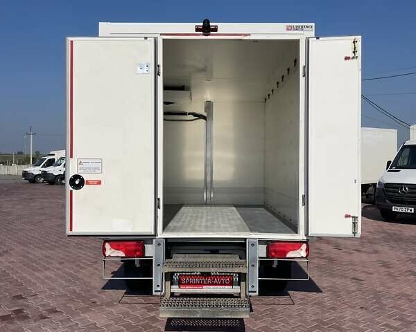 Белый Мерседес Sprinter, объемом двигателя 2 л и пробегом 269 тыс. км за 26500 $, фото 9 на Automoto.ua