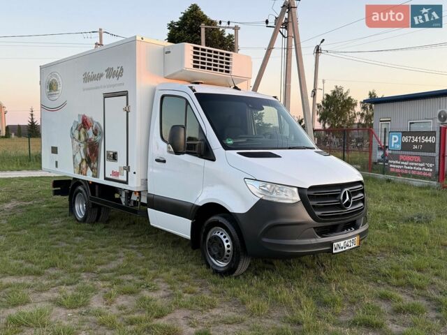 Белый Мерседес Sprinter, объемом двигателя 2.2 л и пробегом 242 тыс. км за 35900 $, фото 14 на Automoto.ua