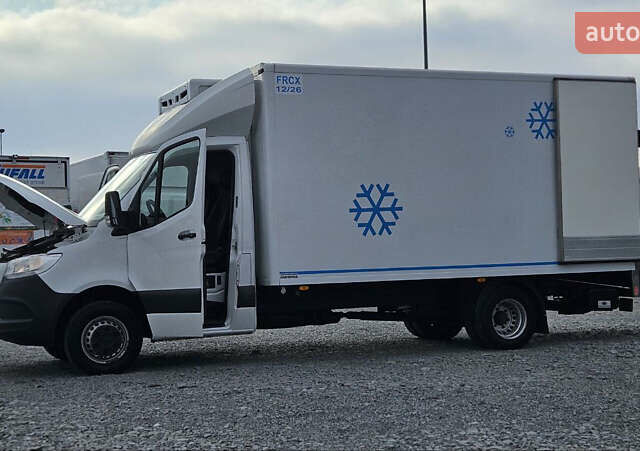 Белый Мерседес Sprinter, объемом двигателя 2.2 л и пробегом 190 тыс. км за 35900 $, фото 41 на Automoto.ua