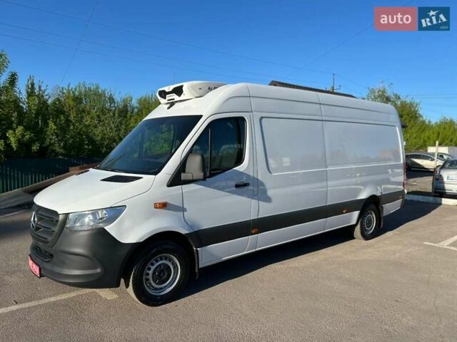 Белый Мерседес Sprinter, объемом двигателя 3 л и пробегом 279 тыс. км за 32999 $, фото 43 на Automoto.ua