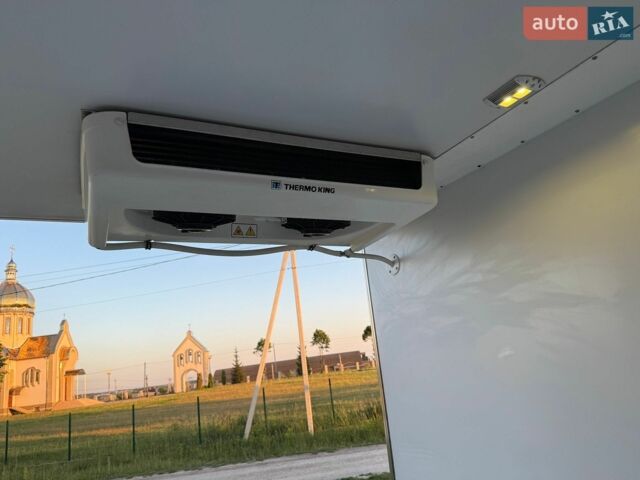 Белый Мерседес Sprinter, объемом двигателя 2.2 л и пробегом 242 тыс. км за 35900 $, фото 21 на Automoto.ua