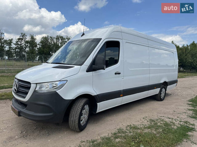 Белый Мерседес Sprinter, объемом двигателя 2.2 л и пробегом 210 тыс. км за 30800 $, фото 11 на Automoto.ua
