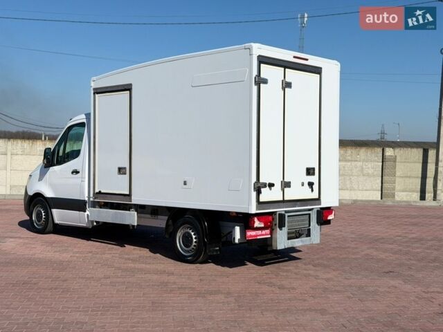 Белый Мерседес Sprinter, объемом двигателя 2.1 л и пробегом 399 тыс. км за 25500 $, фото 3 на Automoto.ua