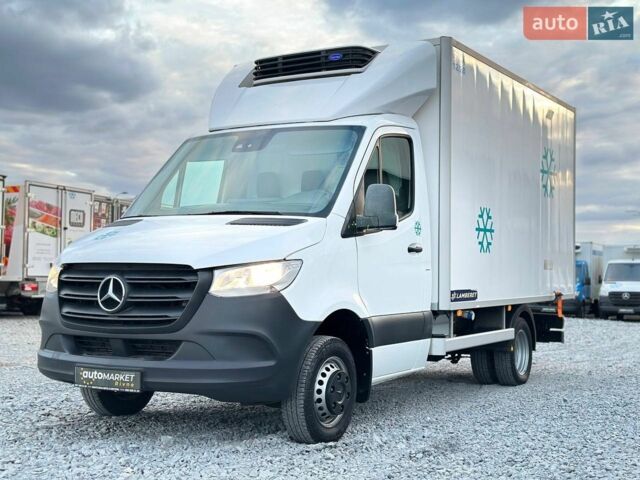 Белый Мерседес Sprinter, объемом двигателя 2.2 л и пробегом 142 тыс. км за 33900 $, фото 11 на Automoto.ua