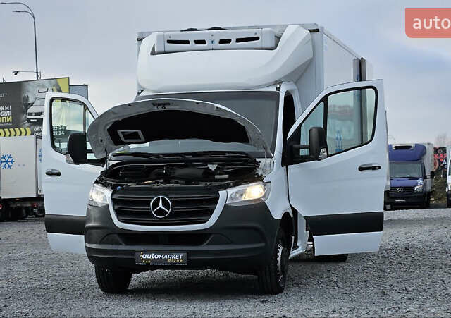 Белый Мерседес Sprinter, объемом двигателя 2.2 л и пробегом 190 тыс. км за 35900 $, фото 37 на Automoto.ua