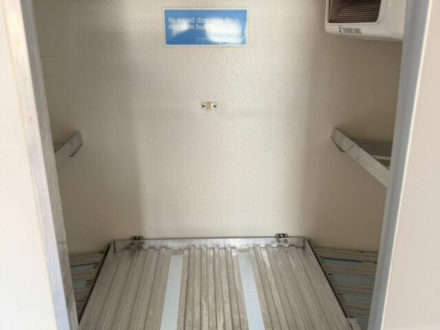 Белый Мерседес Sprinter, объемом двигателя 2.1 л и пробегом 352 тыс. км за 26500 $, фото 34 на Automoto.ua