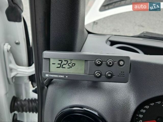 Білий Мерседес Sprinter, об'ємом двигуна 2.2 л та пробігом 189 тис. км за 26900 $, фото 33 на Automoto.ua