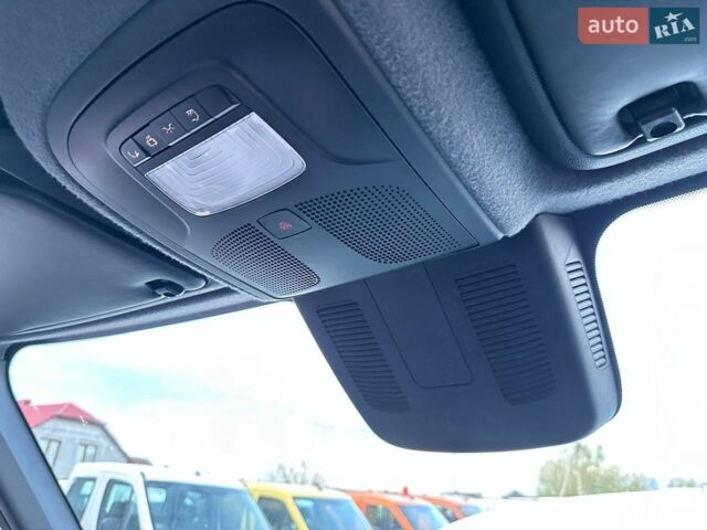 Белый Мерседес Sprinter, объемом двигателя 2.2 л и пробегом 142 тыс. км за 33900 $, фото 36 на Automoto.ua