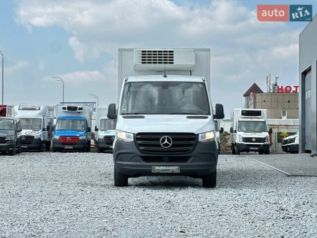 Белый Мерседес Sprinter, объемом двигателя 2.2 л и пробегом 200 тыс. км за 27900 $, фото 11 на Automoto.ua