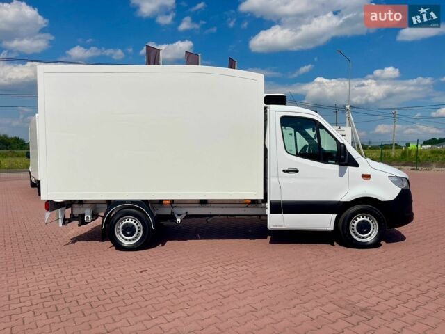 Белый Мерседес Sprinter, объемом двигателя 2 л и пробегом 215 тыс. км за 27300 $, фото 2 на Automoto.ua