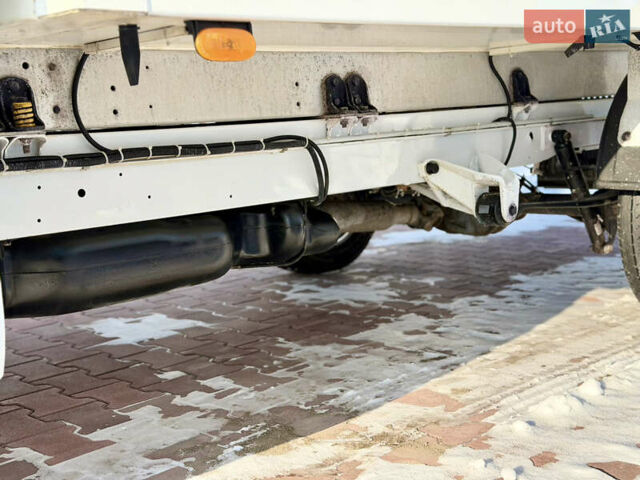 Белый Мерседес Sprinter, объемом двигателя 2 л и пробегом 242 тыс. км за 24900 $, фото 17 на Automoto.ua