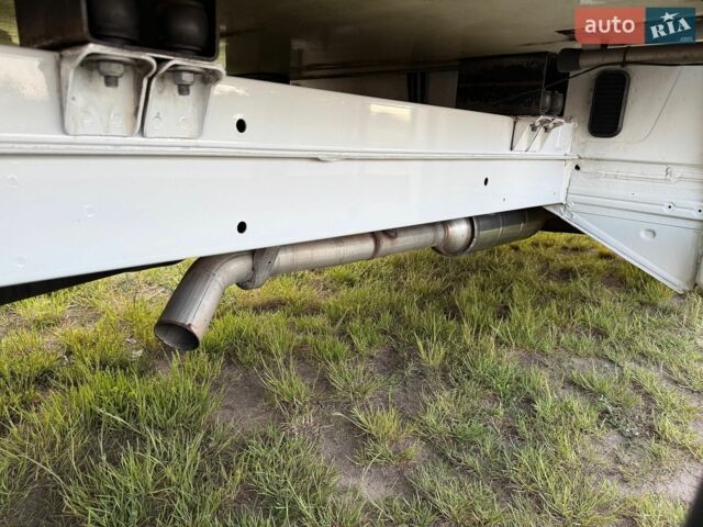 Белый Мерседес Sprinter, объемом двигателя 2.2 л и пробегом 242 тыс. км за 35900 $, фото 75 на Automoto.ua