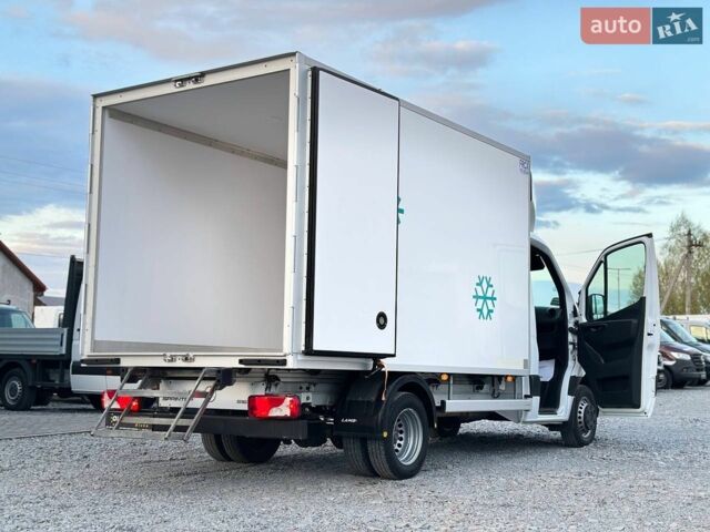 Белый Мерседес Sprinter, объемом двигателя 2.2 л и пробегом 142 тыс. км за 33900 $, фото 34 на Automoto.ua