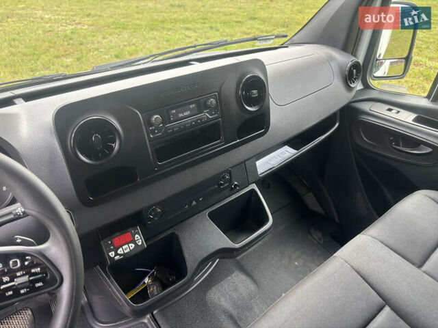 Білий Мерседес Sprinter, об'ємом двигуна 2.2 л та пробігом 229 тис. км за 21900 $, фото 12 на Automoto.ua