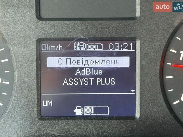Белый Мерседес Sprinter, объемом двигателя 2.1 л и пробегом 326 тыс. км за 26900 $, фото 22 на Automoto.ua