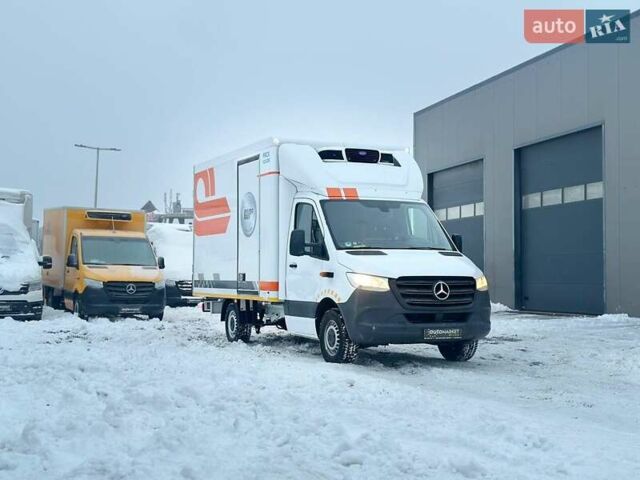 Белый Мерседес Sprinter, объемом двигателя 2.2 л и пробегом 166 тыс. км за 26800 $, фото 5 на Automoto.ua