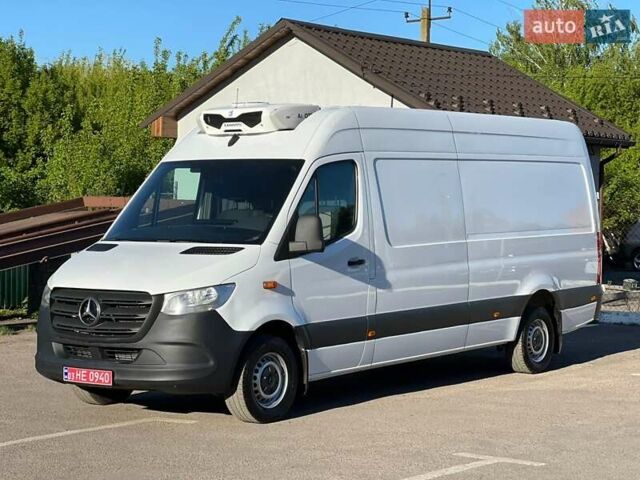 Белый Мерседес Sprinter, объемом двигателя 3 л и пробегом 279 тыс. км за 32999 $, фото 45 на Automoto.ua