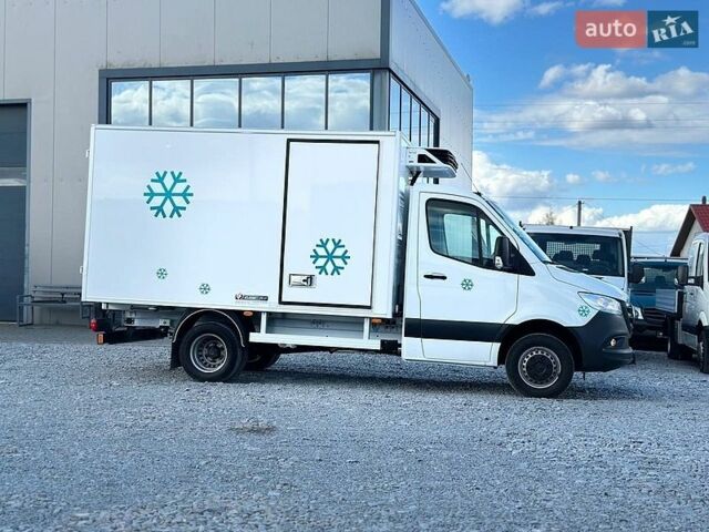 Белый Мерседес Sprinter, объемом двигателя 2.2 л и пробегом 152 тыс. км за 34900 $, фото 1 на Automoto.ua