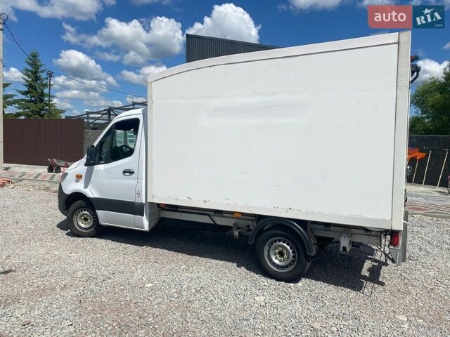 Белый Мерседес Sprinter, объемом двигателя 2.1 л и пробегом 290 тыс. км за 22900 $, фото 4 на Automoto.ua