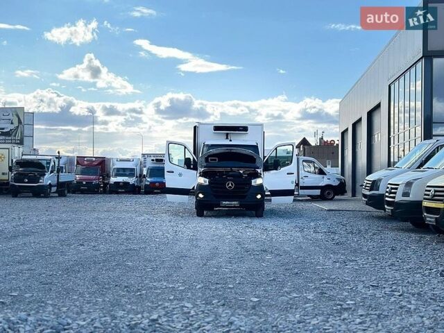 Белый Мерседес Sprinter, объемом двигателя 2.2 л и пробегом 152 тыс. км за 34900 $, фото 27 на Automoto.ua