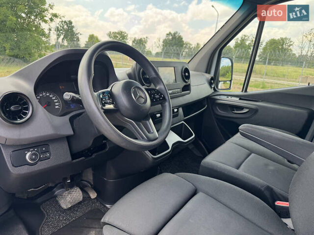 Белый Мерседес Sprinter, объемом двигателя 2.2 л и пробегом 210 тыс. км за 30800 $, фото 6 на Automoto.ua