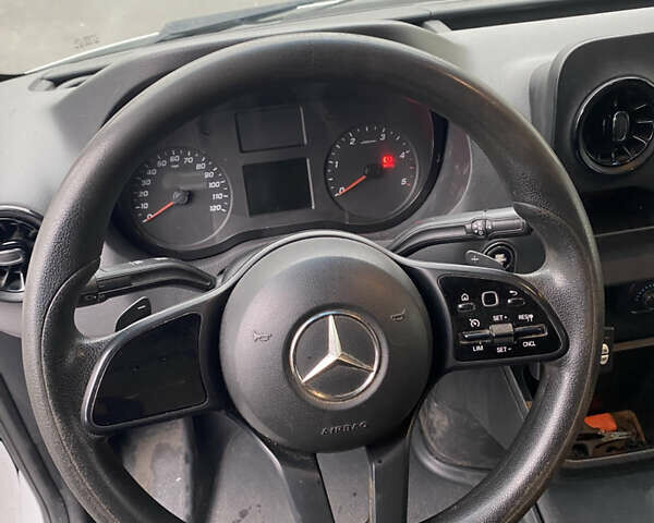 Білий Мерседес Sprinter, об'ємом двигуна 0 л та пробігом 250 тис. км за 23550 $, фото 12 на Automoto.ua