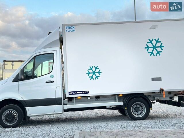 Белый Мерседес Sprinter, объемом двигателя 2.2 л и пробегом 142 тыс. км за 33900 $, фото 12 на Automoto.ua