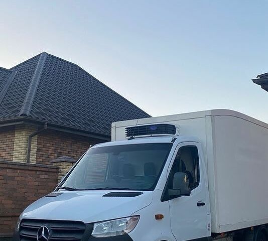Белый Мерседес Sprinter, объемом двигателя 2.1 л и пробегом 270 тыс. км за 22100 $, фото 11 на Automoto.ua
