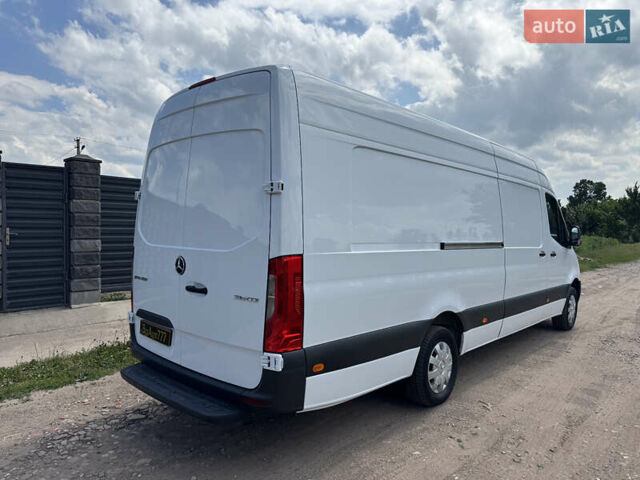 Белый Мерседес Sprinter, объемом двигателя 2.2 л и пробегом 210 тыс. км за 30800 $, фото 60 на Automoto.ua