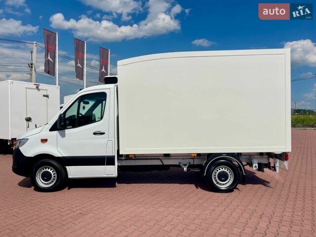 Белый Мерседес Sprinter, объемом двигателя 2 л и пробегом 215 тыс. км за 27300 $, фото 3 на Automoto.ua