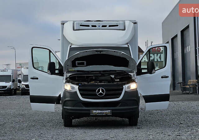 Белый Мерседес Sprinter, объемом двигателя 2.2 л и пробегом 190 тыс. км за 35900 $, фото 36 на Automoto.ua