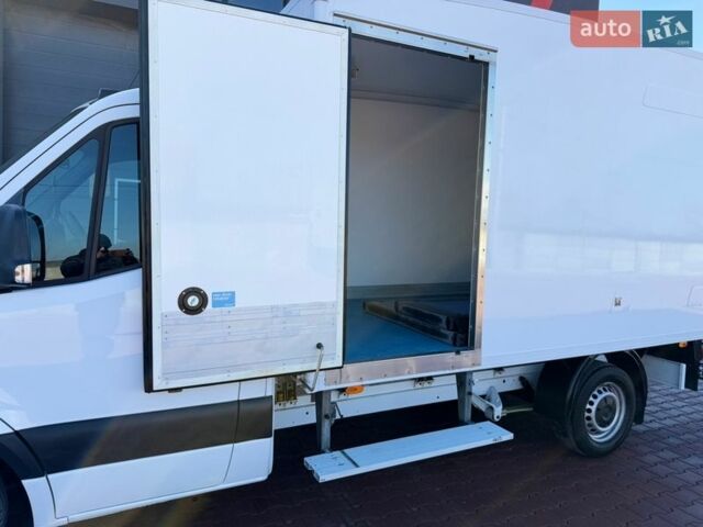 Белый Мерседес Sprinter, объемом двигателя 2.1 л и пробегом 399 тыс. км за 25500 $, фото 14 на Automoto.ua