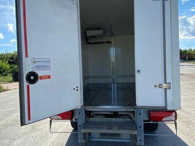 Белый Мерседес Sprinter, объемом двигателя 2.1 л и пробегом 270 тыс. км за 21900 $, фото 12 на Automoto.ua