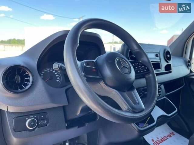 Белый Мерседес Sprinter, объемом двигателя 1.9 л и пробегом 226 тыс. км за 23850 $, фото 21 на Automoto.ua