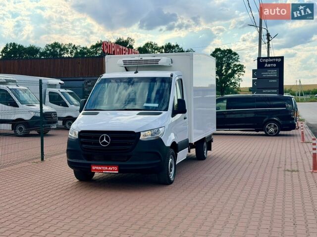 Белый Мерседес Sprinter, объемом двигателя 2.1 л и пробегом 326 тыс. км за 26900 $, фото 1 на Automoto.ua