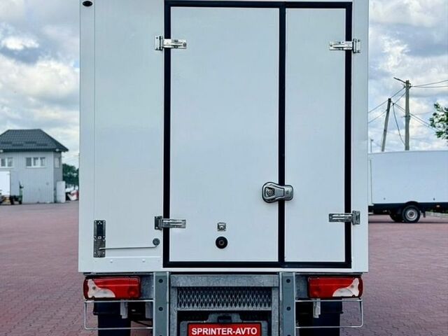 Белый Мерседес Sprinter, объемом двигателя 2 л и пробегом 228 тыс. км за 26900 $, фото 8 на Automoto.ua