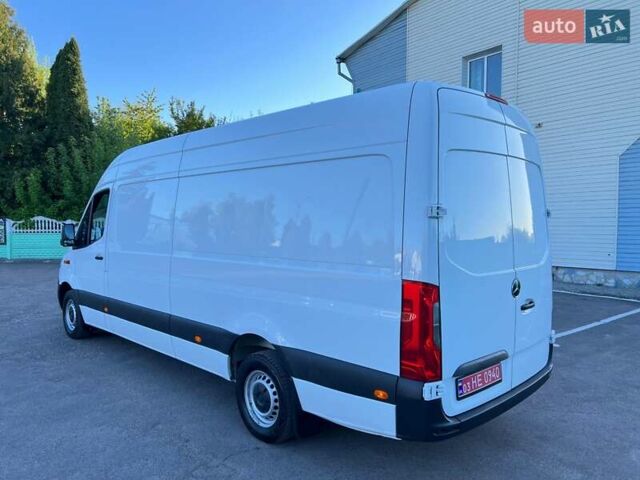Белый Мерседес Sprinter, объемом двигателя 3 л и пробегом 279 тыс. км за 32999 $, фото 22 на Automoto.ua