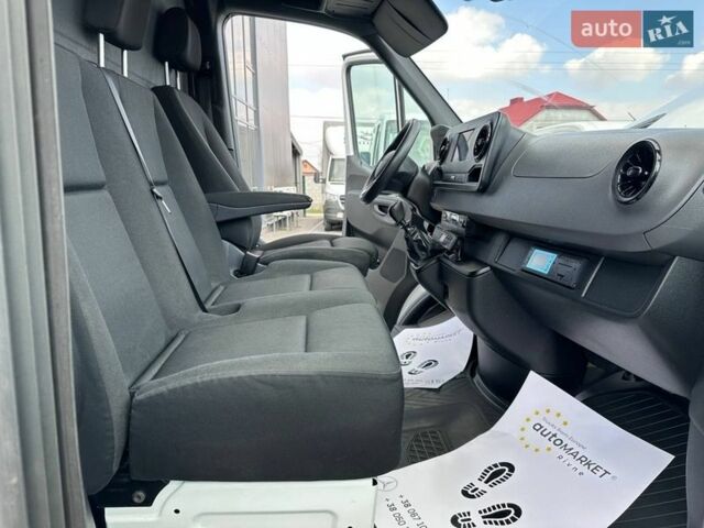 Белый Мерседес Sprinter, объемом двигателя 2.2 л и пробегом 200 тыс. км за 27900 $, фото 36 на Automoto.ua