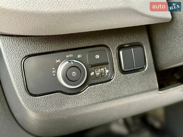 Белый Мерседес Sprinter, объемом двигателя 2.2 л и пробегом 315 тыс. км за 26200 $, фото 28 на Automoto.ua