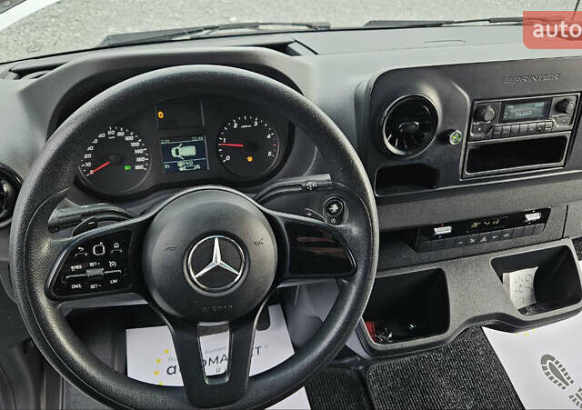 Белый Мерседес Sprinter, объемом двигателя 2.2 л и пробегом 190 тыс. км за 35900 $, фото 54 на Automoto.ua