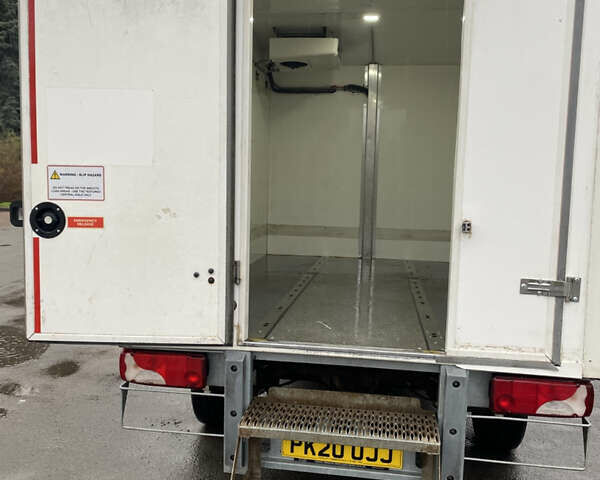 Білий Мерседес Sprinter, об'ємом двигуна 0 л та пробігом 250 тис. км за 23550 $, фото 7 на Automoto.ua