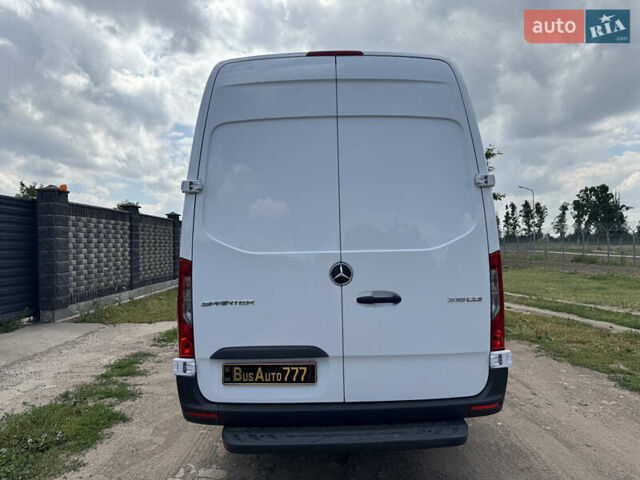 Белый Мерседес Sprinter, объемом двигателя 2.2 л и пробегом 210 тыс. км за 30800 $, фото 23 на Automoto.ua