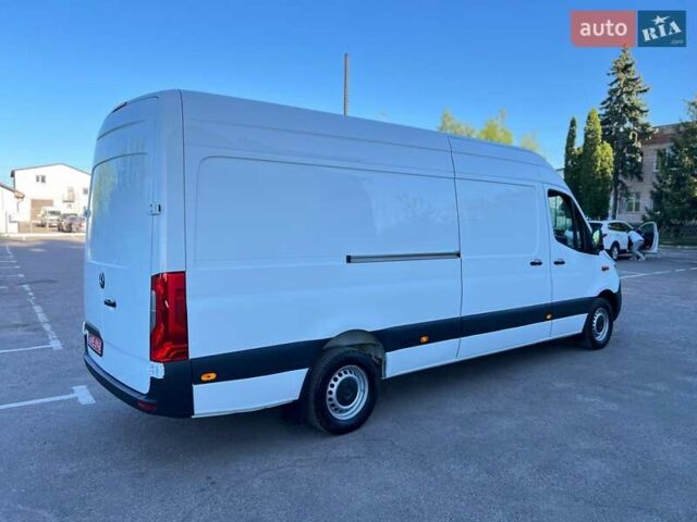Белый Мерседес Sprinter, объемом двигателя 3 л и пробегом 279 тыс. км за 32999 $, фото 15 на Automoto.ua