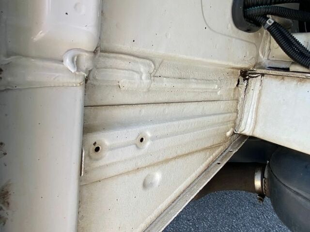 Белый Мерседес Sprinter, объемом двигателя 2.1 л и пробегом 270 тыс. км за 21900 $, фото 19 на Automoto.ua