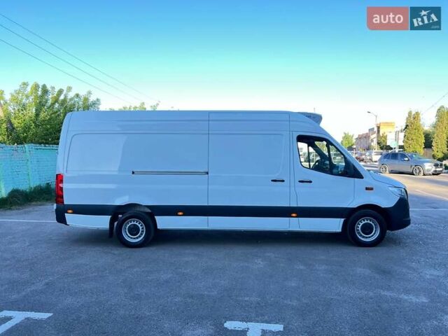 Белый Мерседес Sprinter, объемом двигателя 3 л и пробегом 279 тыс. км за 32999 $, фото 17 на Automoto.ua