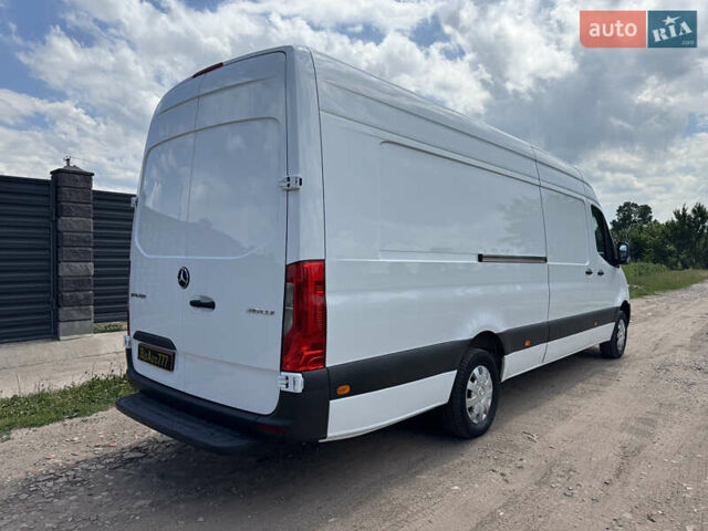 Белый Мерседес Sprinter, объемом двигателя 2.2 л и пробегом 210 тыс. км за 30800 $, фото 59 на Automoto.ua