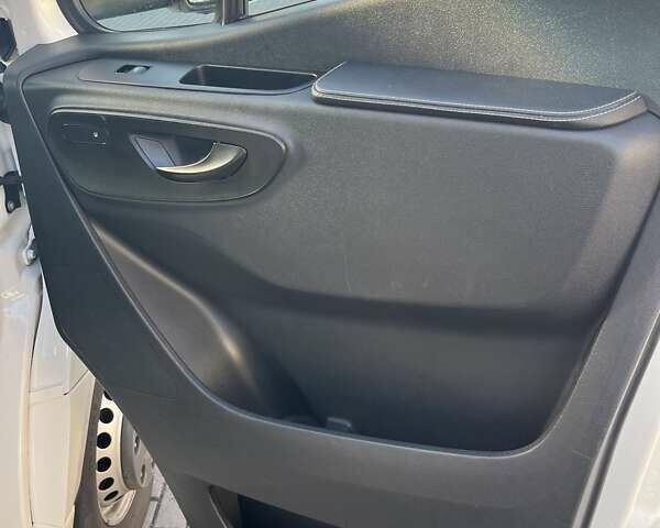 Білий Мерседес Sprinter, об'ємом двигуна 3 л та пробігом 134 тис. км за 45800 $, фото 22 на Automoto.ua