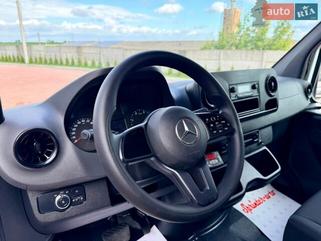 Белый Мерседес Sprinter, объемом двигателя 2 л и пробегом 224 тыс. км за 27300 $, фото 10 на Automoto.ua